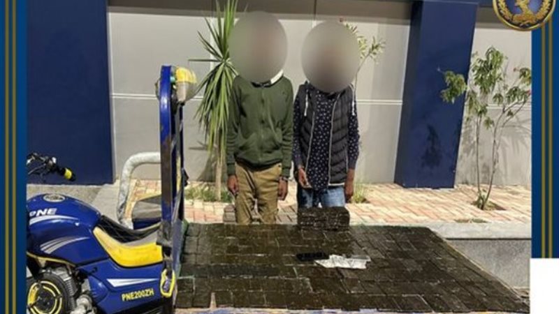 المتهمون والمضبوطات