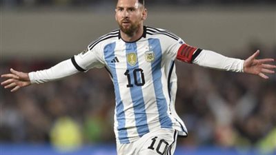 مفاجأة.. مدرب «ميسي» يقترب من قيادة ريال مدريد