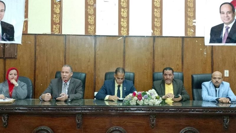 عبد العزيز زنار وكيل وزارة التربية والتعليم