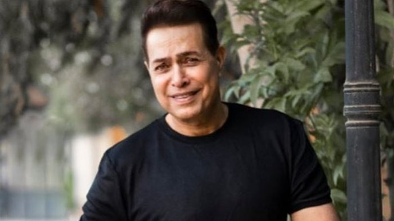 حكيم