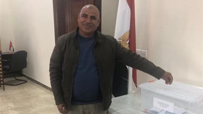 المصريين يواصلون الإدلاء بأصواتهم في الانتخابات الرئاسية بالأردن