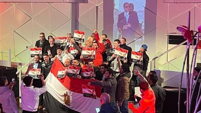 ساعات وتنطلق الانتخابات.. المصريين بالخارج يحشدون 13 مليون ناخب