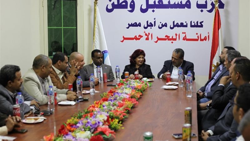 جانب من اجتماع أمانة السياحة والآثار