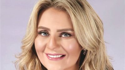 رانيا محمود ياسين: «مش كل بلوجر ينفع ممثل.. وأبويا رفض يتوسطلي»
