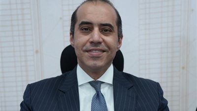 رئيس حملة السيسي الانتخابية: معدلات البطالة انخفضت بفضل المشروعات القومية