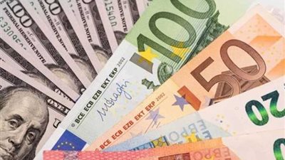 أسعار العملات الأجنبية والعربية اليوم الإثنين 4-12-2023 بالبنوك