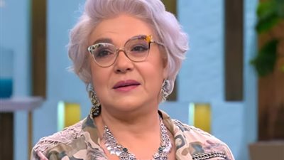 توافد الفنانين لحضور عزاء المنتجة ناهد فريد شوقي