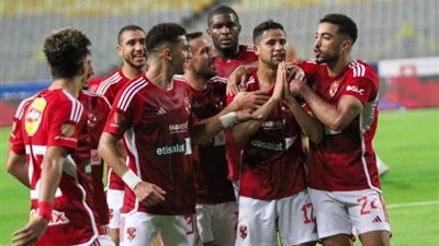 «كاف» يُعلن طاقم حكام مباراة الأهلي وشباب بلوزداد الجزائري