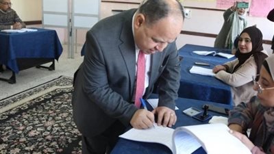 وزير المالية عقب إدلائه بصوته: المصريون يكتبون تاريخًا في الممارسة الديموقراطية