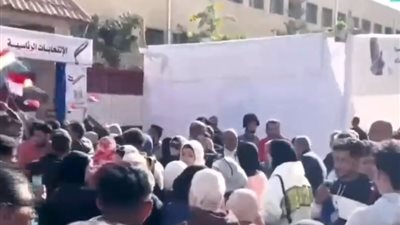 طوابير أمام لجان التصويت في دهب وشمال سيناء.. فيديو
