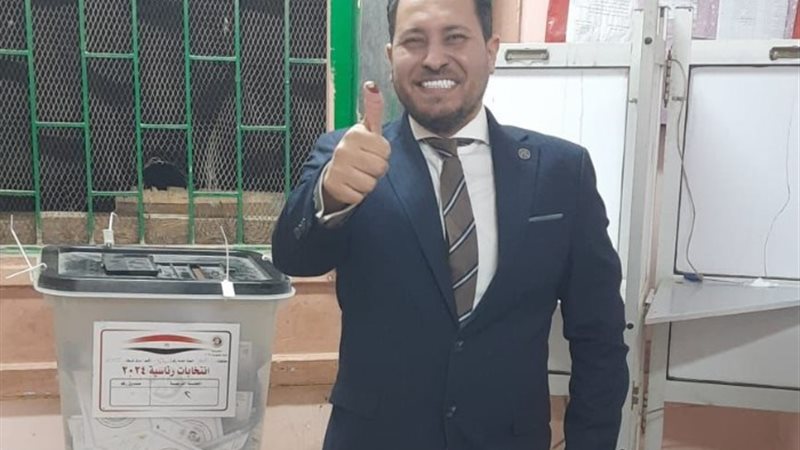 النائب علاء عصام عضو مجلس النواب