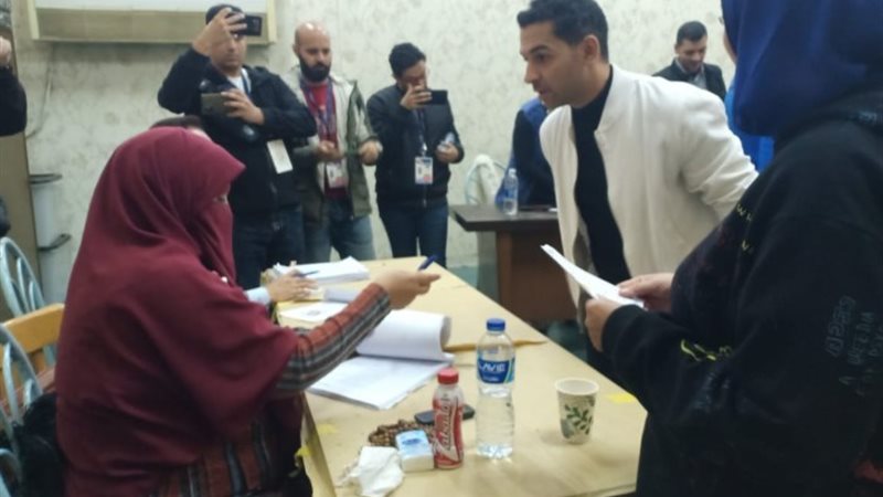 الإعلامي هاني حتحوت