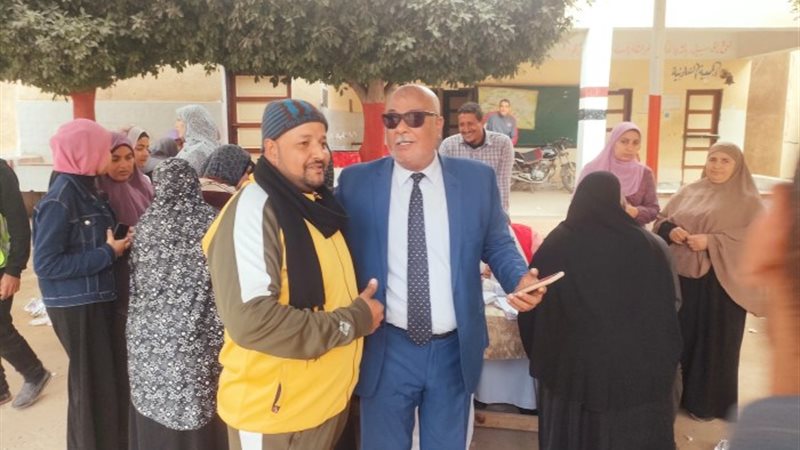 النائب عصام الصافي خلال عملية التصويت