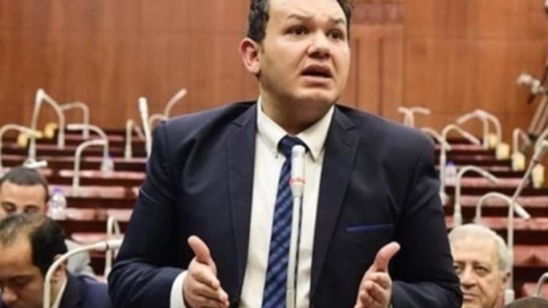 أحمد مقلد