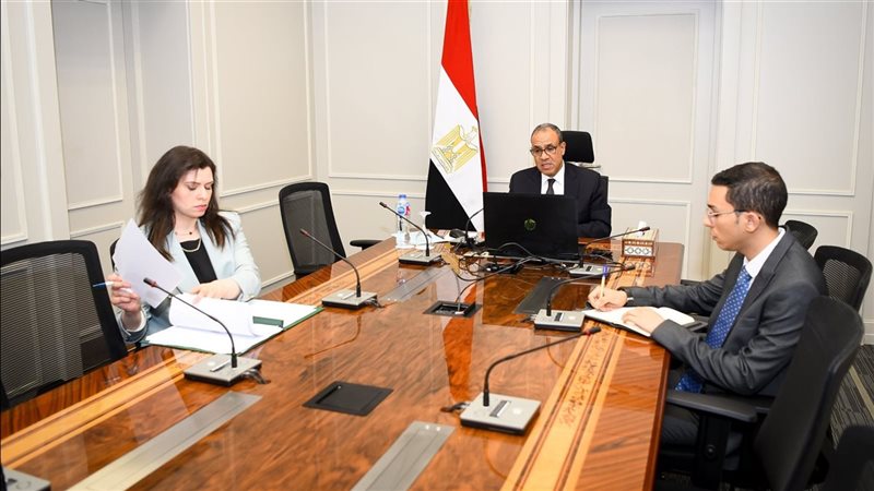وزير الخارجية لقاء الجالية المصرية