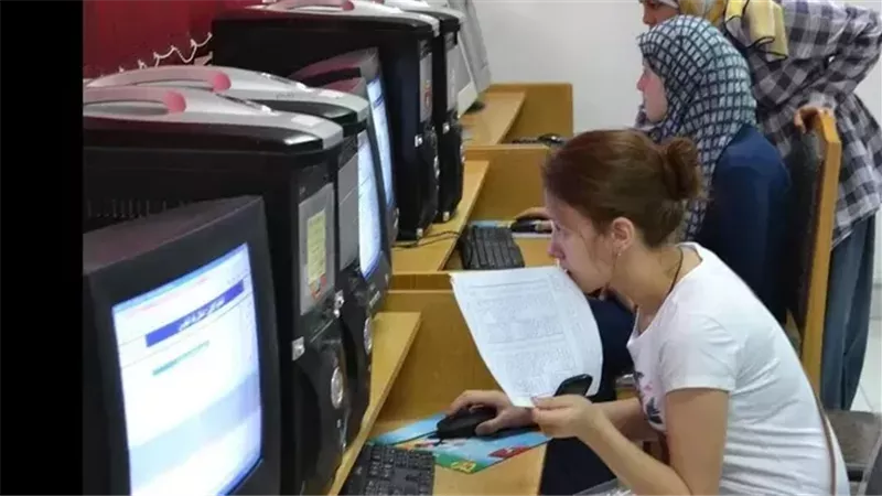 رابط تقديم الصف الأول الثانوي 2026