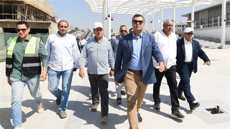 وزير الإسكان