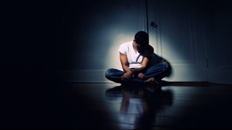 تاثير الحزن على الجسد