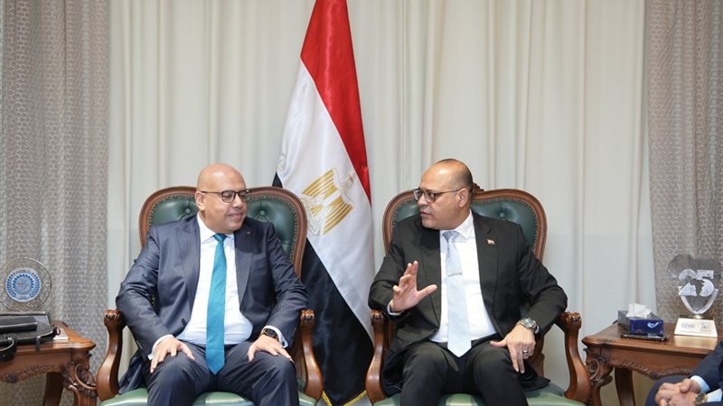 وزير العمل 