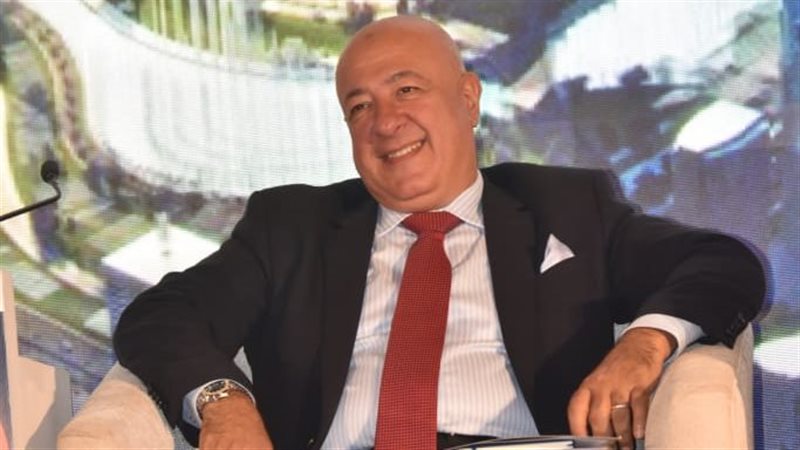 يحيى أبو الفتوح نائب الرئيس التنفيذي للبنك الأهلي المصري