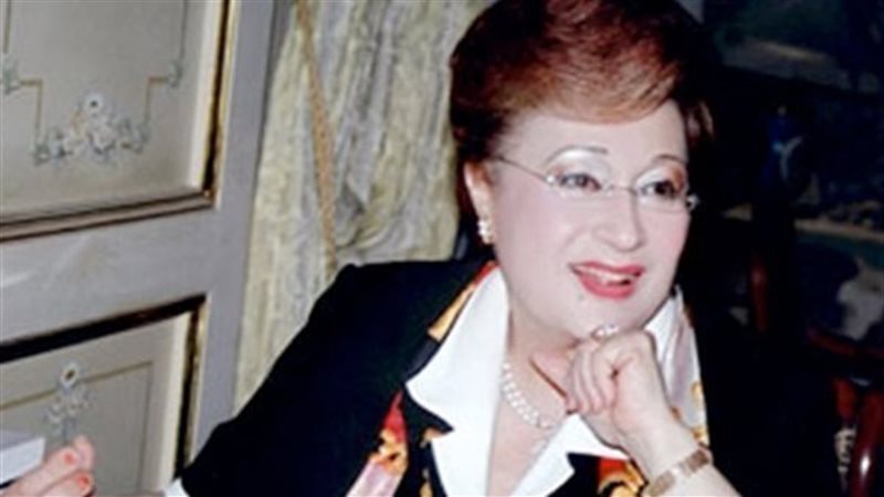  نوال الدجوي