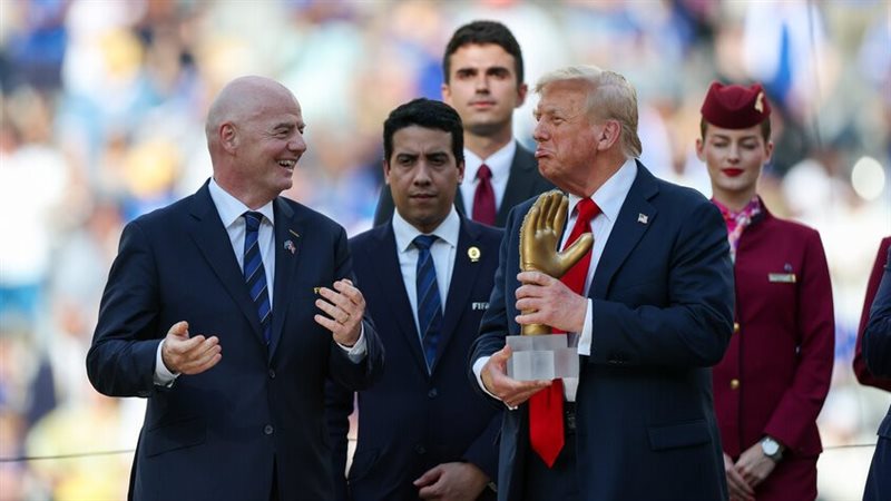 الرئيس ترامب في احتفال تشيلسي الإنجليزي 