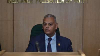 الزهيري: قانون التأمين أحدث ثورة بإلزام الأطباء والمهندسين بالتأمين ضد الأخطار