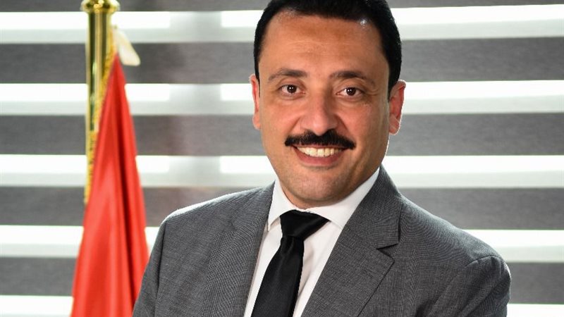 الدكتور محمد رزق 