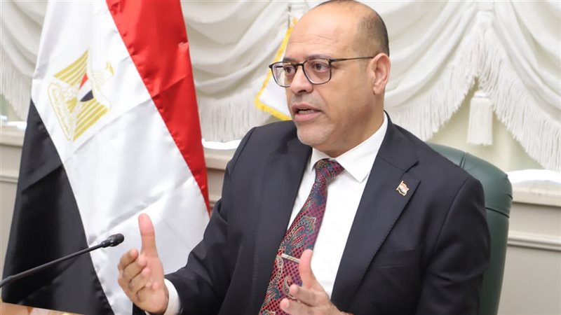 وزير العمل 