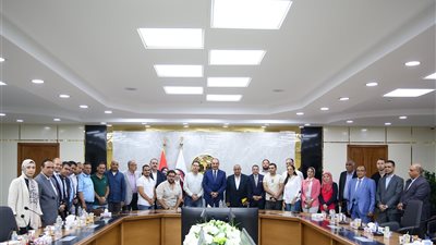 قريباً.. طرح السيارة الكهربائية المصنعة محليًا بسعر في متناول المصريين 