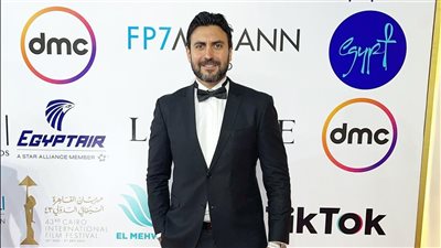معتز حسين مذيع بدرجة رجل أعمال في مسلسل اتنين قهوة