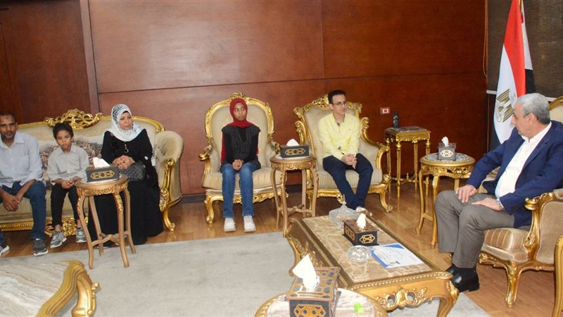 محافظ الغربية 