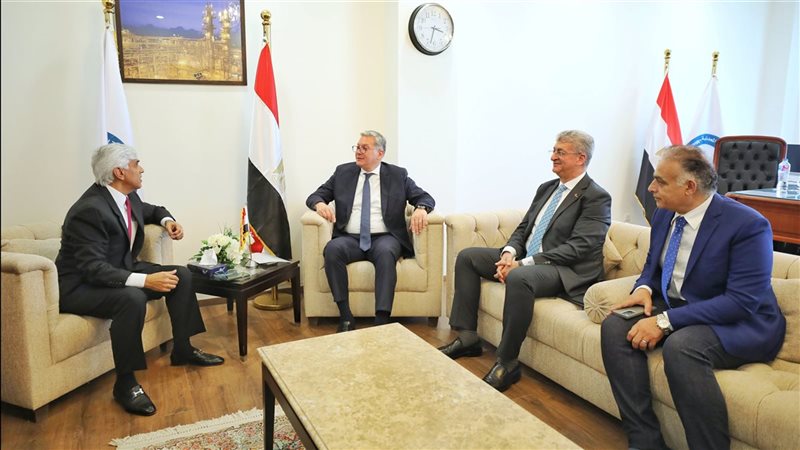 وزير البترول