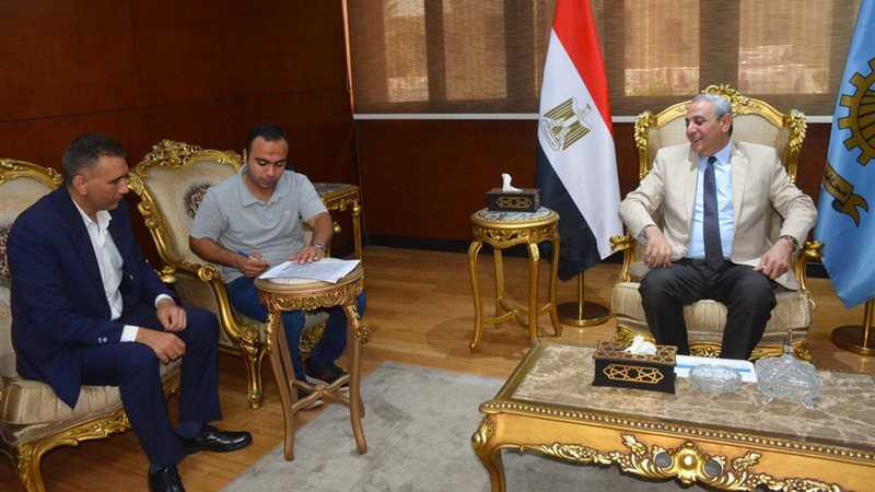 محافظ الغربية 