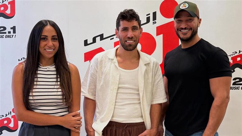 عزيز مرقة مع وائل منصور ومنة عامر