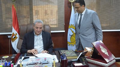 1222 معلما يتأهلون للقيادة التعليمية.. محافظ الغربية يعتمد نتيجة مسابقة الوظائف الإشرافية 