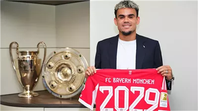 رسميا.. بايرن ميونخ يضم الكولومبي لويس دياز حتى 2029