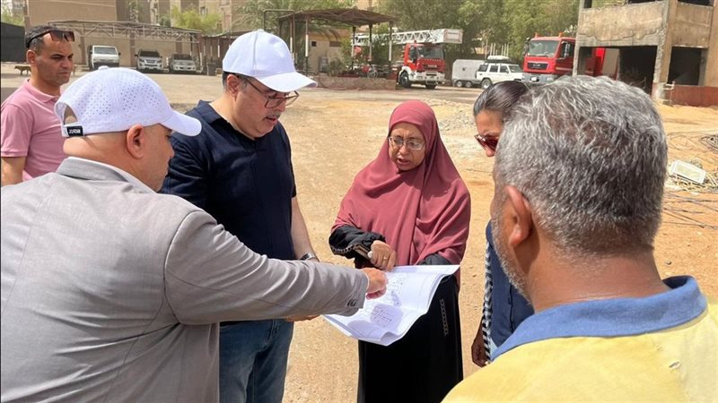 مسؤولو الإسكان في أسوان