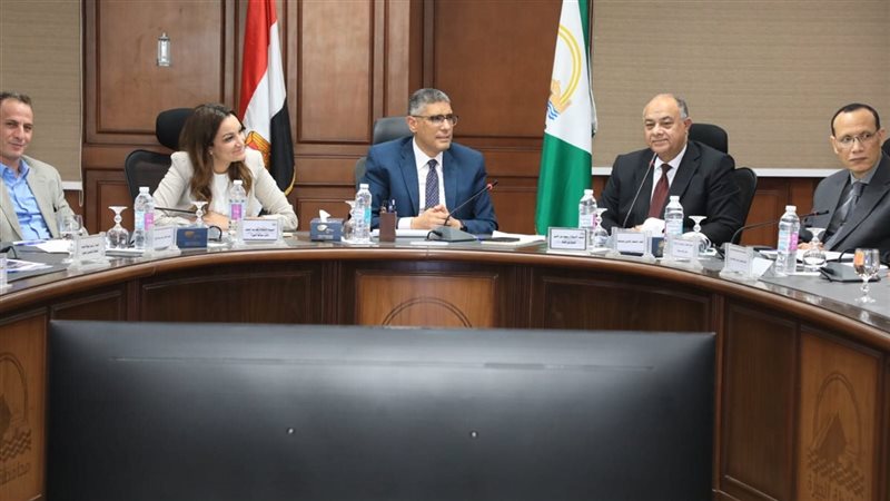 اجتماع محافظة الجيزة الأسبوعي