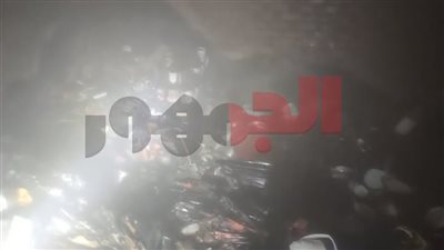 حريق يلتهم جزءا من طابق في سنتر أدوات منزلية بالدرب الأحمر | فيديو وصور