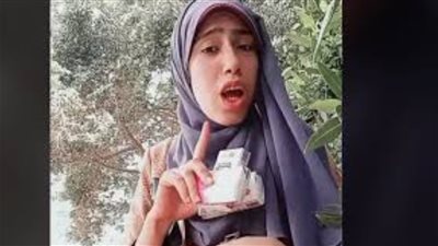 حكاية علياء قمرون.. من عاملة نظافة بطنطا إلى تيك توكر مثيرة للجدل