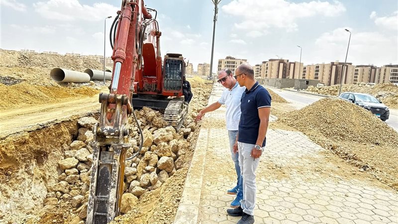 رئيس جهاز القاهرة الجديدة يتفقد تطوير شارع التسعين الشمالي