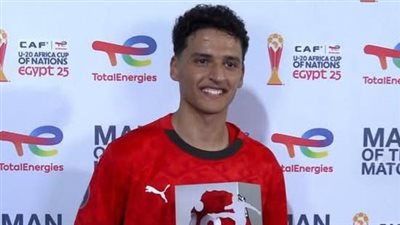 انتهاء إعارات ثلاثي الأهلي إلى سيراميكا.. عودة الدبيس وعبدالله وعابدين للقلعة الحمراء