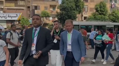 وفد أجنبي يتفقد لجان انتخابات مجلس الشيوخ بالسيدة زينب
