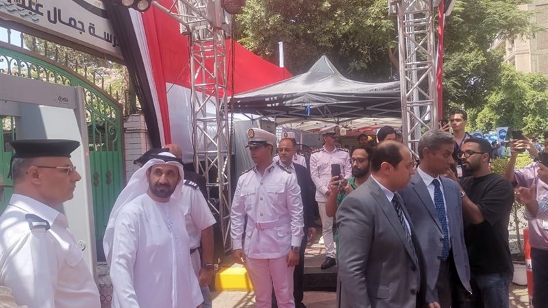 وفد من البرلمان العربي يتفقد سير العملية الانتخابية