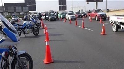 حملات مرورية مكثفة أعلى الطرق لرصد المخالفات بالقاهرة والجيزة