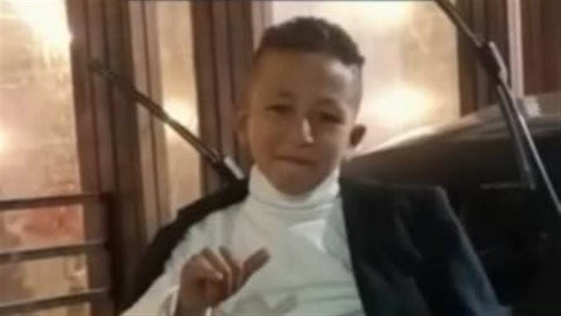 الطفل محمود وأبيه 