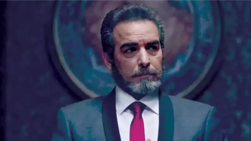 الفنان أحمد عبد العزيز 