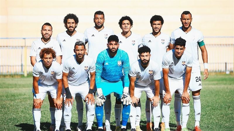 لاعبي الجونة 