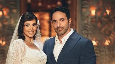 زوج ياسمين رئيس ينفى خبر انفصالهما بطريقة غير مباشرة (تفاصيل)